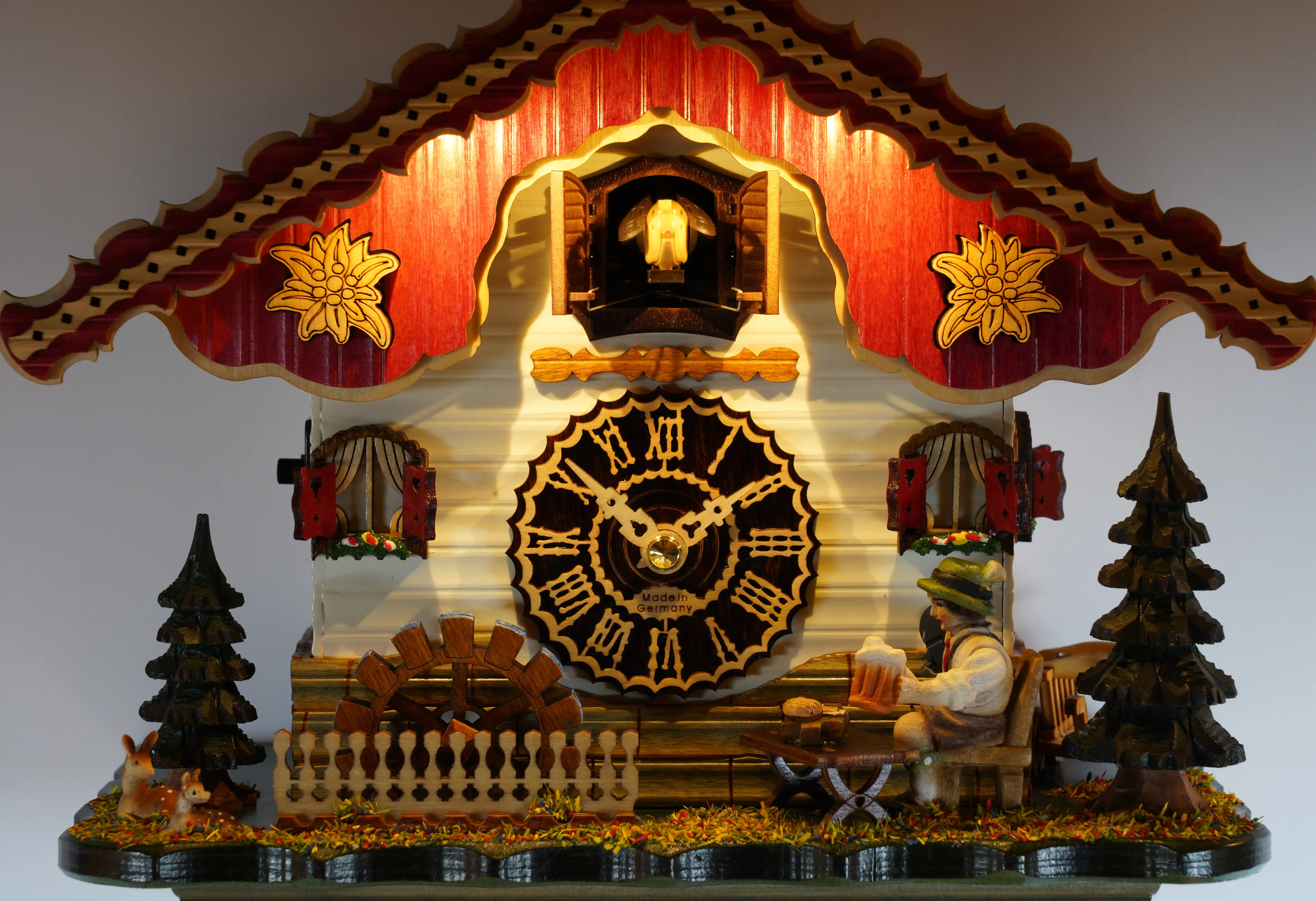 Cuckoo Clock Beer Drinker Cuckoo Shine Battery (2) Black Forest cuckoo clock with a beer drinker and LED lights plays music made by Trenkle Uhren